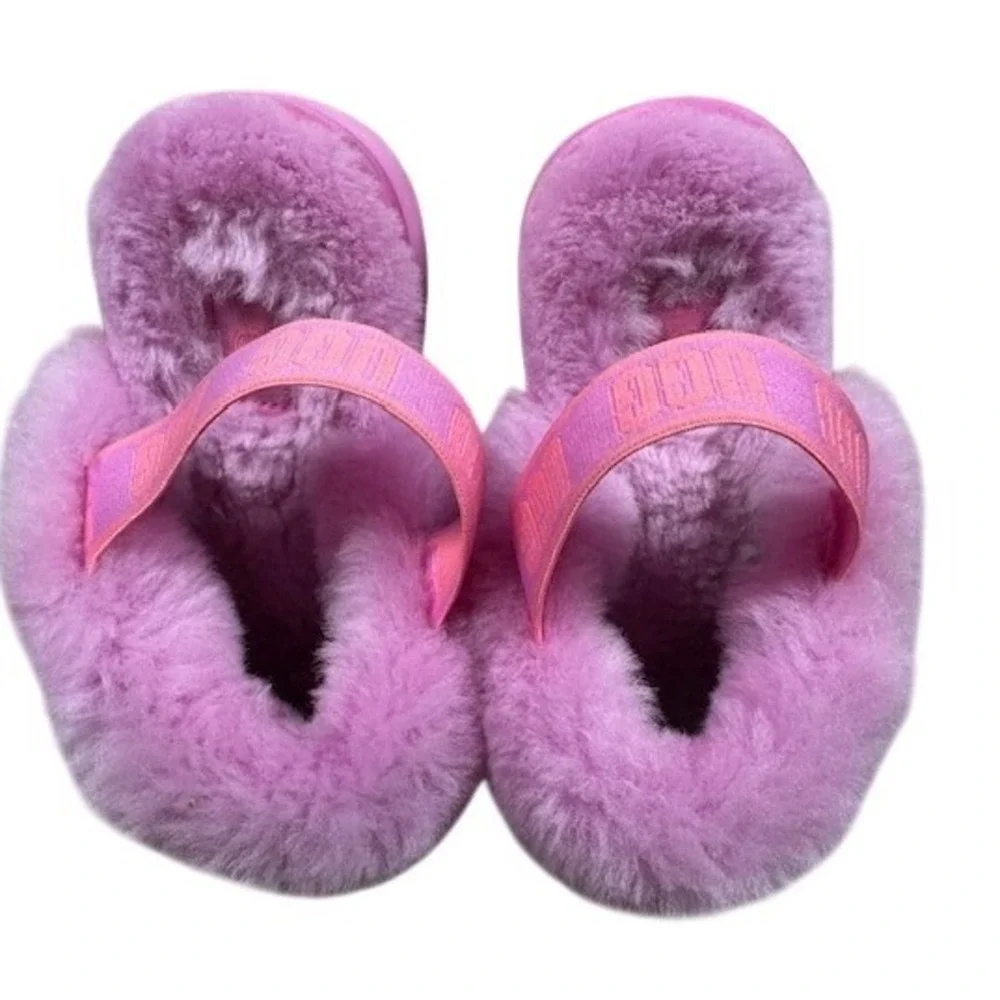 UGG Kids Pink Sequin Fur Lined Slingback Slippers -‎ size 4 or 5?